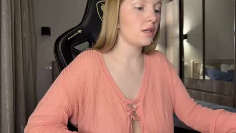 eva online show from March 6, 2025, 4:28 pm