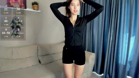 Melanie 3 online show from June 28, 2026, 9:15 am