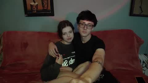 Snapshot of x_files_t chatting on September 24, 2025, 2:20 pm Philipp and Este online show from September 24, 2025, 2:20 pm