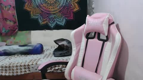 x_lexi_x online show from February 8, 2025, 9:13 am