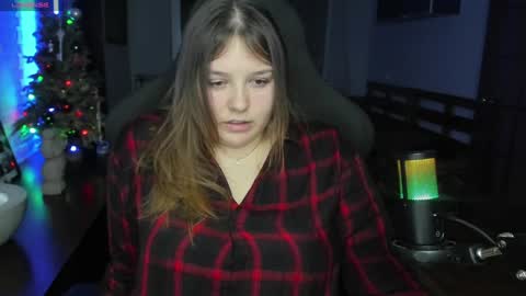 LOVE NERDS ONLY online show from January 5, 2025, 11:01 pm