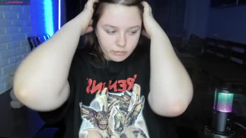 LOVE NERDS ONLY online show from February 26, 2025, 1:32 am