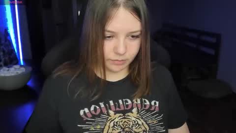 LOVE NERDS ONLY online show from October 27, 2025, 2:48 am