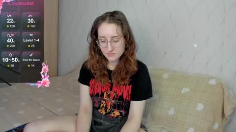 Snapshot of x_purr_agatha_x chatting on October 1, 2025, 2:28 am Agatha online show from October 1, 2025, 2:28 am
