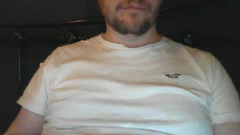 Snapshot of x_yes chatting on December 8, 2024, 12:51 am x_yes online show from December 8, 2024, 12:51 am