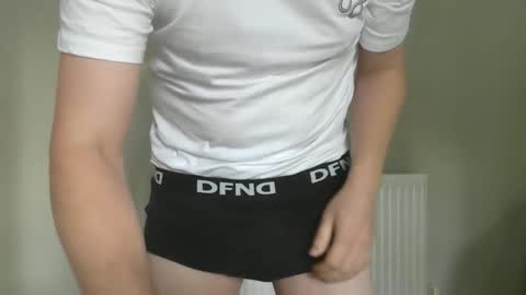 Snapshot of x_yes chatting on September 9, 2025, 2:16 pm x_yes online show from September 9, 2025, 2:16 pm