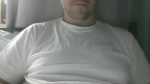 Snapshot of x_yes chatting on October 16, 2025, 11:22 am x_yes online show from October 16, 2025, 11:22 am