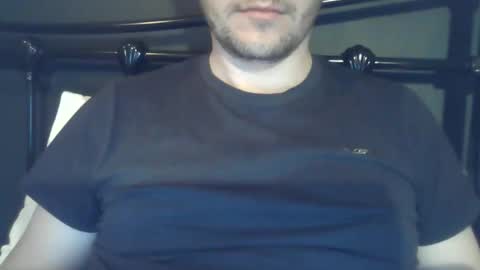 Snapshot of x_yes chatting on October 22, 2025, 5:45 pm x_yes online show from October 22, 2025, 5:45 pm