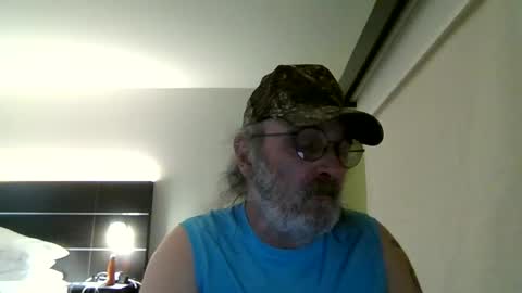 xaeubanks online show from May 5, 2026, 1:13 am