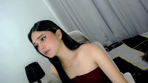 Snapshot of xairah_doux chatting on April 8, 2026, 2:50 pm xairah_doux online show from April 8, 2026, 2:50 pm
