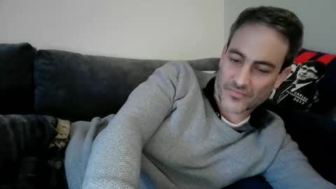 Snapshot of xalegarmax chatting on February 8, 2025, 4:25 pm xalegarmax online show from February 8, 2025, 4:25 pm