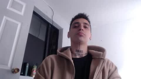 xalejo_max online show from November 25, 2025, 3:12 pm