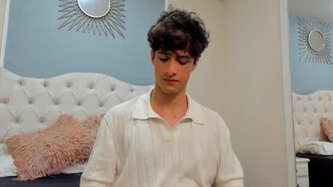 xam_collen online show from November 25, 2025, 3:34 pm