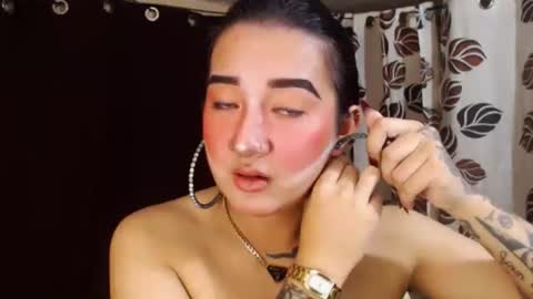 Nira   NOT INTO CHEAP GUYS  online show from January 5, 2025, 5:51 pm