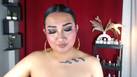 Nira   NOT INTO CHEAP GUYS  online show from September 22, 2025, 11:40 pm