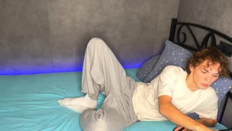 Xavier  PVT open  online show from November 27, 2025, 4:58 am