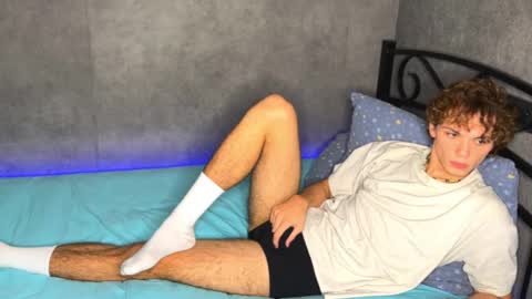 Xavier  PVT open  online show from November 28, 2025, 3:53 am