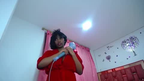 xayu online show from February 3, 2025, 5:07 am