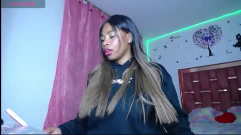 xayu online show from October 21, 2025, 5:08 am