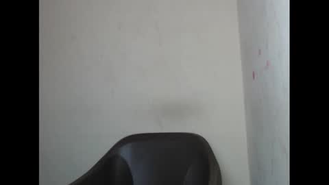 xcreamypussy online show from December 28, 2024, 5:35 pm