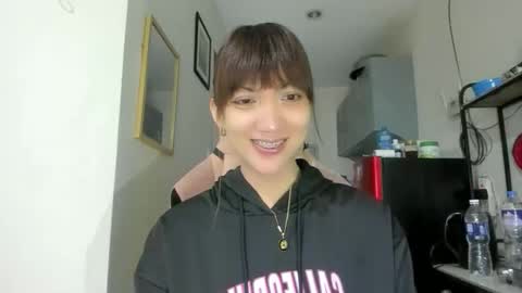 xdreamangel online show from April 13, 2026, 2:17 am