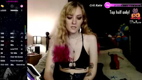 Snapshot of xelliee_rosex chatting on June 19, 2026, 3:22 am EllieeRose online show from June 19, 2026, 3:22 am