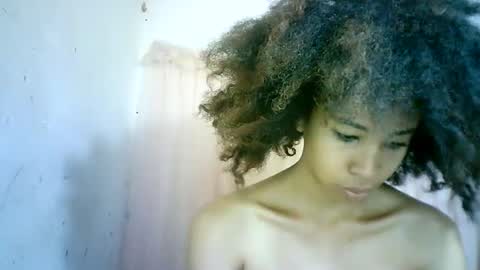 xenna610827 online show from February 4, 2025, 4:26 am