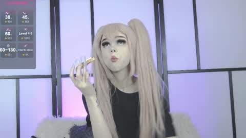 xenomy online show from February 9, 2025, 5:50 am