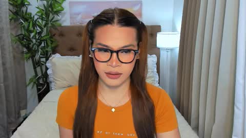 Xia Addison online show from October 1, 2025, 1:00 am