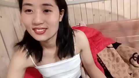 Snapshot of xiagoal_cute chatting on April 12, 2026, 1:27 pm xiagoal_cute online show from April 12, 2026, 1:27 pm
