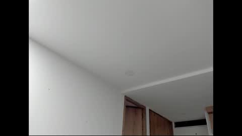 ximena_111 online show from October 23, 2025, 4:01 am