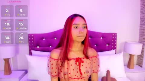 Snapshot of ximena_vasquez8 chatting on September 26, 2025, 2:48 am Xime  online show from September 26, 2025, 2:48 am