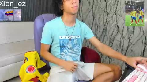 Snapshot of xion_ez chatting on June 25, 2026, 7:51 pm xion_ez online show from June 25, 2026, 7:51 pm