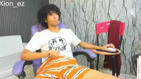 Snapshot of xion_ez chatting on July 8, 2026, 10:47 pm xion_ez online show from July 8, 2026, 10:47 pm
