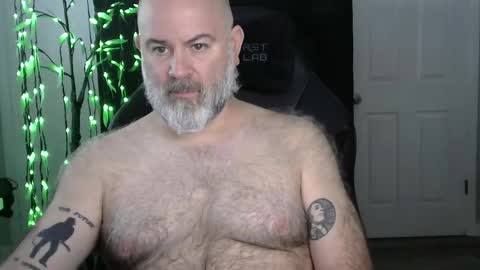 Snapshot of xjohnniex77 chatting on January 8, 2026, 2:19 pm MrSlowBurn77 online show from January 8, 2026, 2:19 pm