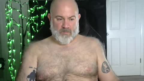 Snapshot of xjohnniex77 chatting on January 11, 2026, 3:33 am MrSlowBurn77 online show from January 11, 2026, 3:33 am