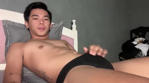 Snapshot of xkhen_damienx chatting on September 26, 2025, 3:43 am Khen online show from September 26, 2025, 3:43 am