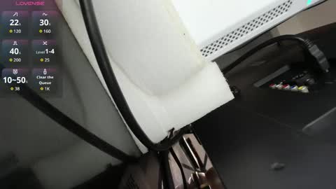 welcome friends online show from November 11, 2025, 2:44 am