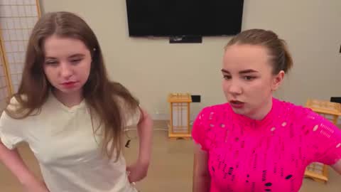 Snapshot of xlanabunny chatting on October 6, 2025, 5:32 pm xlanabunny online show from October 6, 2025, 5:32 pm