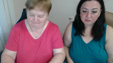 XMollyJaneX online show from September 24, 2025, 3:37 pm