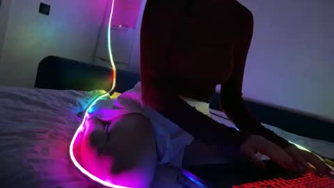 XMollyLoveX online show from March 21, 2026, 6:33 pm