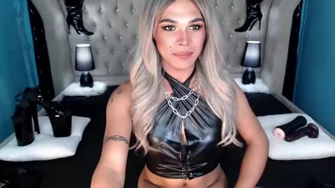 Snapshot of xnaughty_haileyx chatting on February 28, 2025, 7:48 am Hailey online show from February 28, 2025, 7:48 am