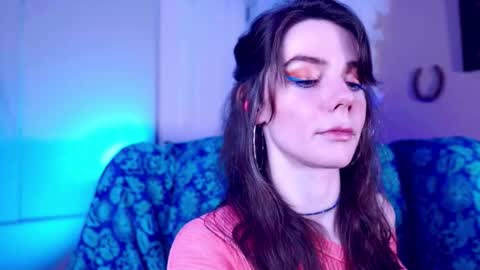 Bella Bondai online show from February 19, 2026, 7:37 am