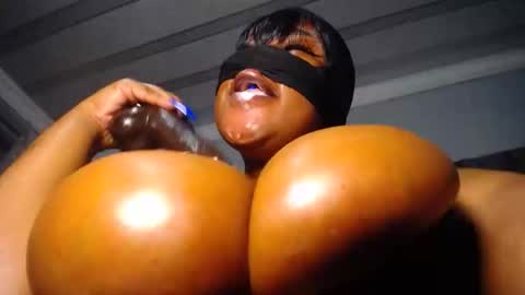 xpanther_23 online show from December 14, 2025, 1:55 am