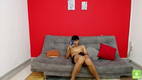 JAIDER CAMILA  CAMILO online show from November 8, 2025, 12:38 pm