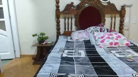 Snapshot of xperlajacksonxxx chatting on December 10, 2024, 2:27 am Perla Jackson online show from December 10, 2024, 2:27 am