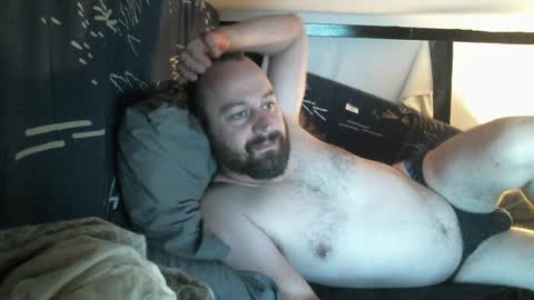 Red online show from January 1, 2025, 9:07 am