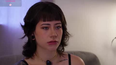 Blue online show from February 22, 2026, 4:27 pm