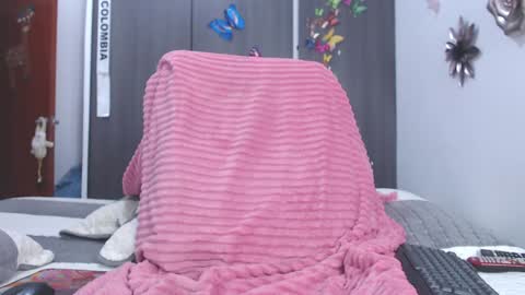 xtalianahotx online show from January 16, 2025, 5:53 am