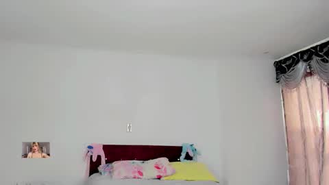 Snapshot of xthesexyboyx chatting on October 31, 2025, 7:26 pm Femboy Exotic online show from October 31, 2025, 7:26 pm